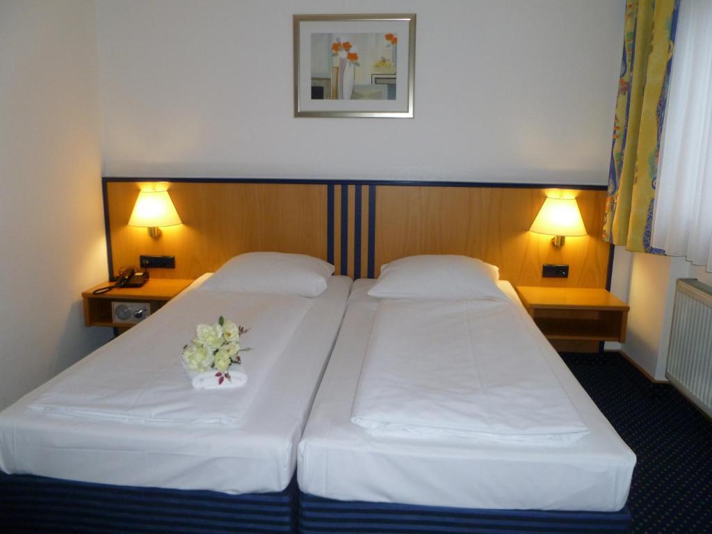 Hotel Am Feuersee Stoccarda Camera foto